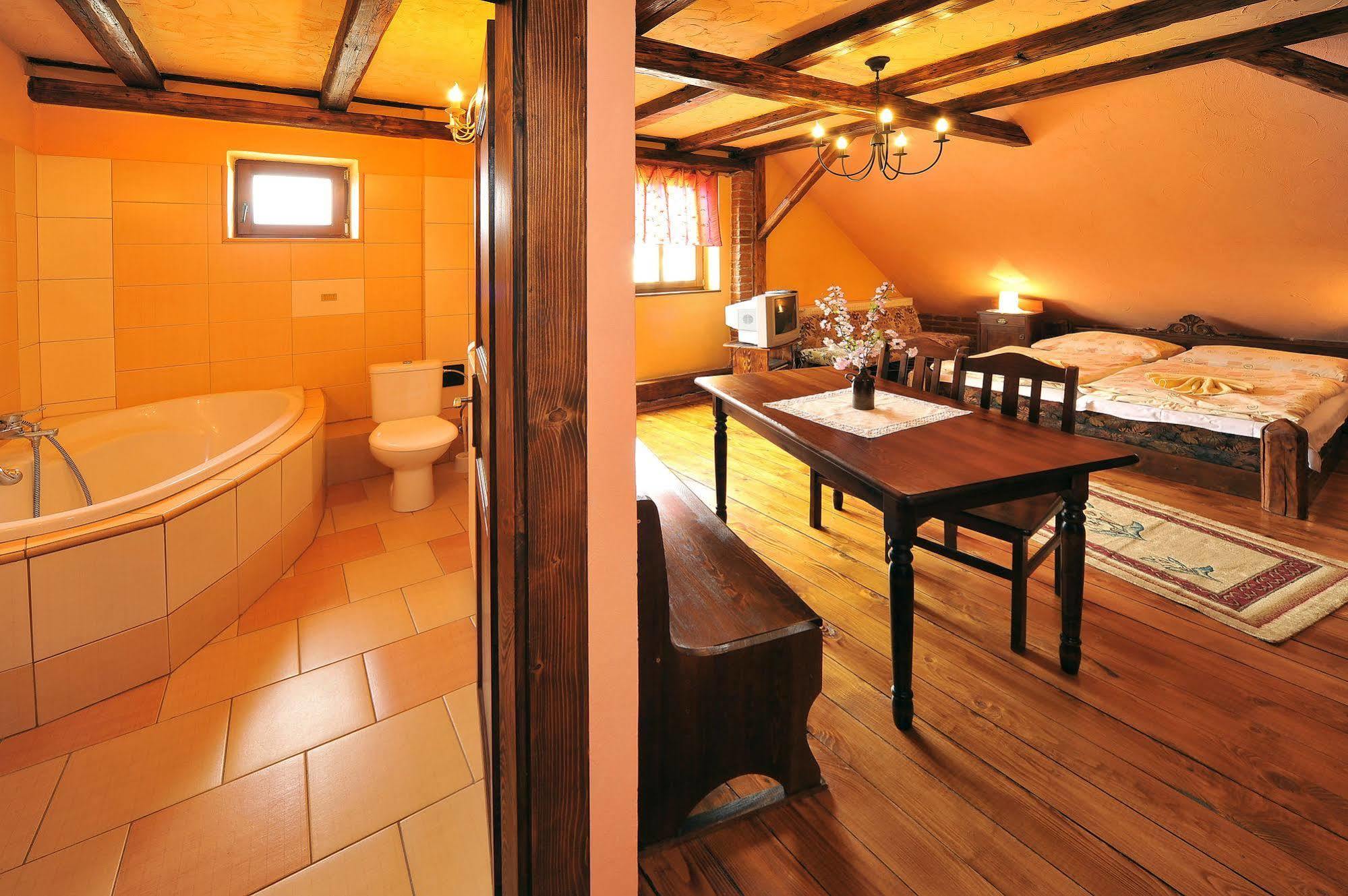 Apartmany Village เวลคี สลาวโคว์ ภายนอก รูปภาพ